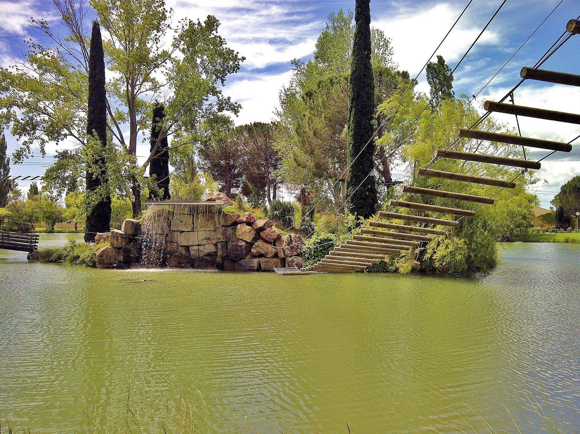 Sowell Family Les Amandiers Arlés Exterior foto